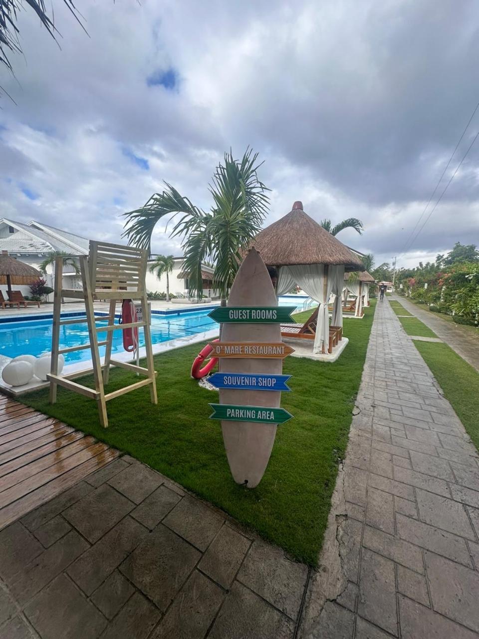 Treeshade Resort & Spa Moalboal Exterior photo