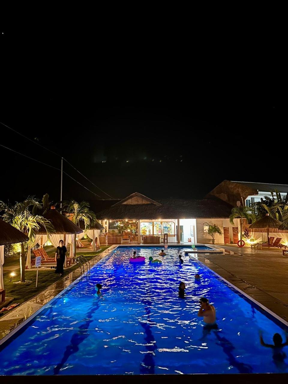 Treeshade Resort & Spa Moalboal Exterior photo