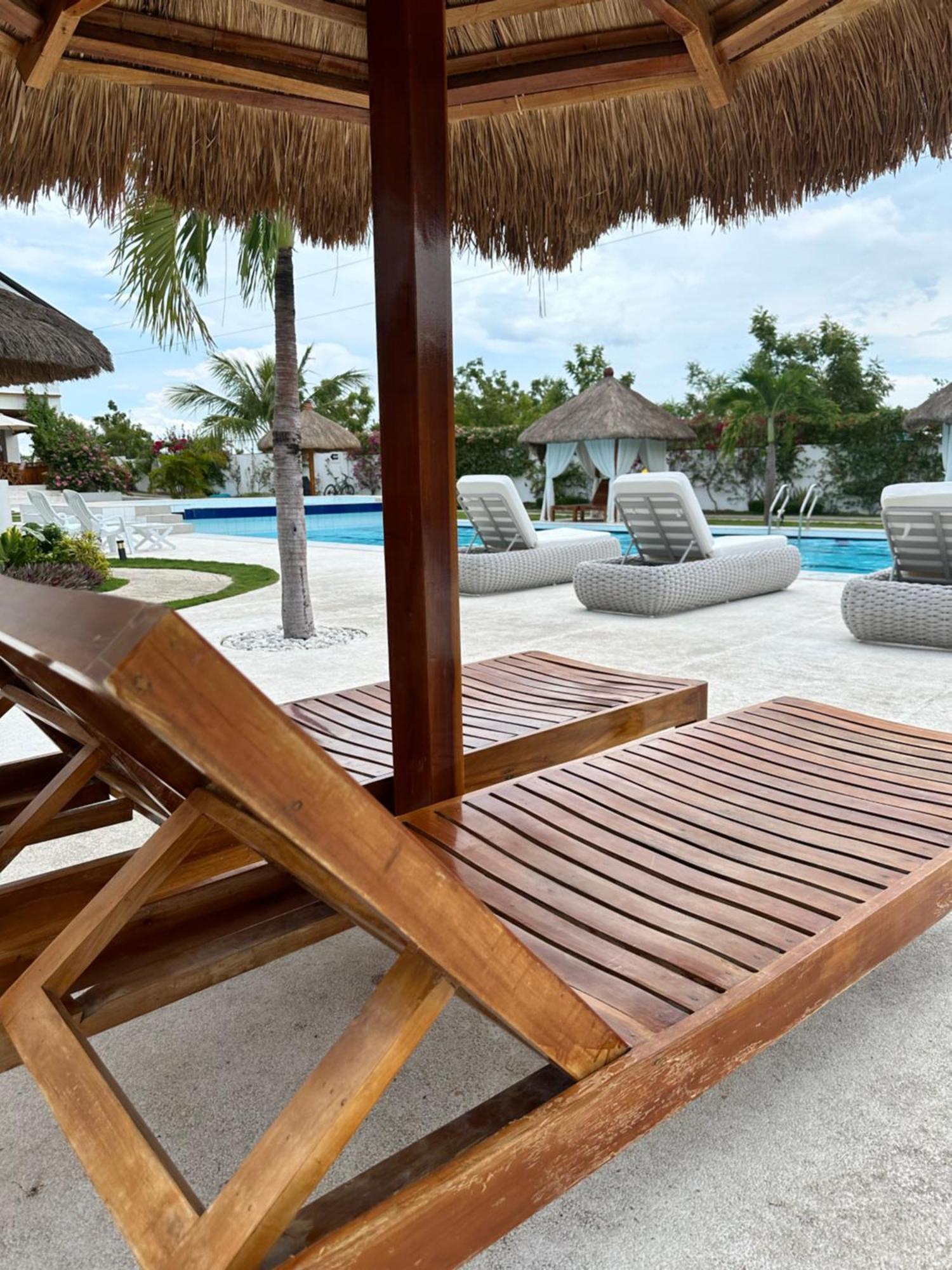 Treeshade Resort & Spa Moalboal Exterior photo